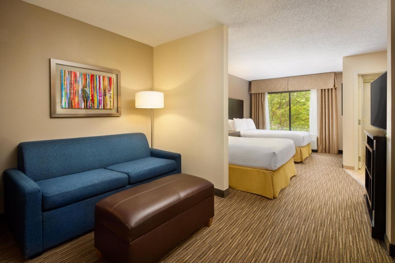Holiday Inn Express & Suites Alpharetta By Ihg Exteriér fotografie